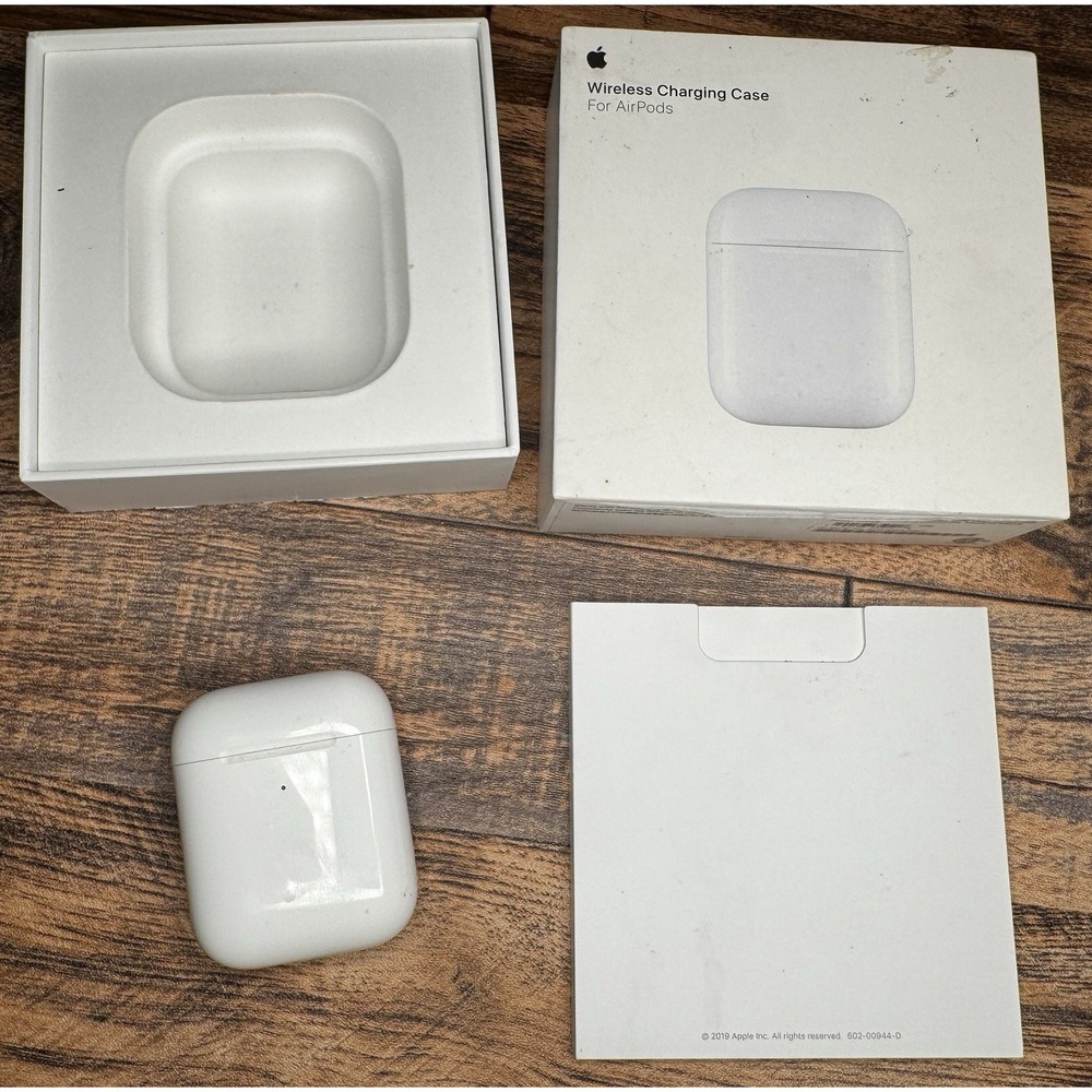 Genuine Apple AirPods 1st & 2nd Gen Replacement Charging Case TESTED WORKS A1938